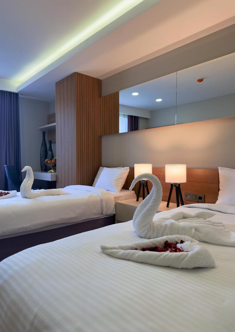 Hotel Frezya - Exclusively Woman Estambul Exterior foto