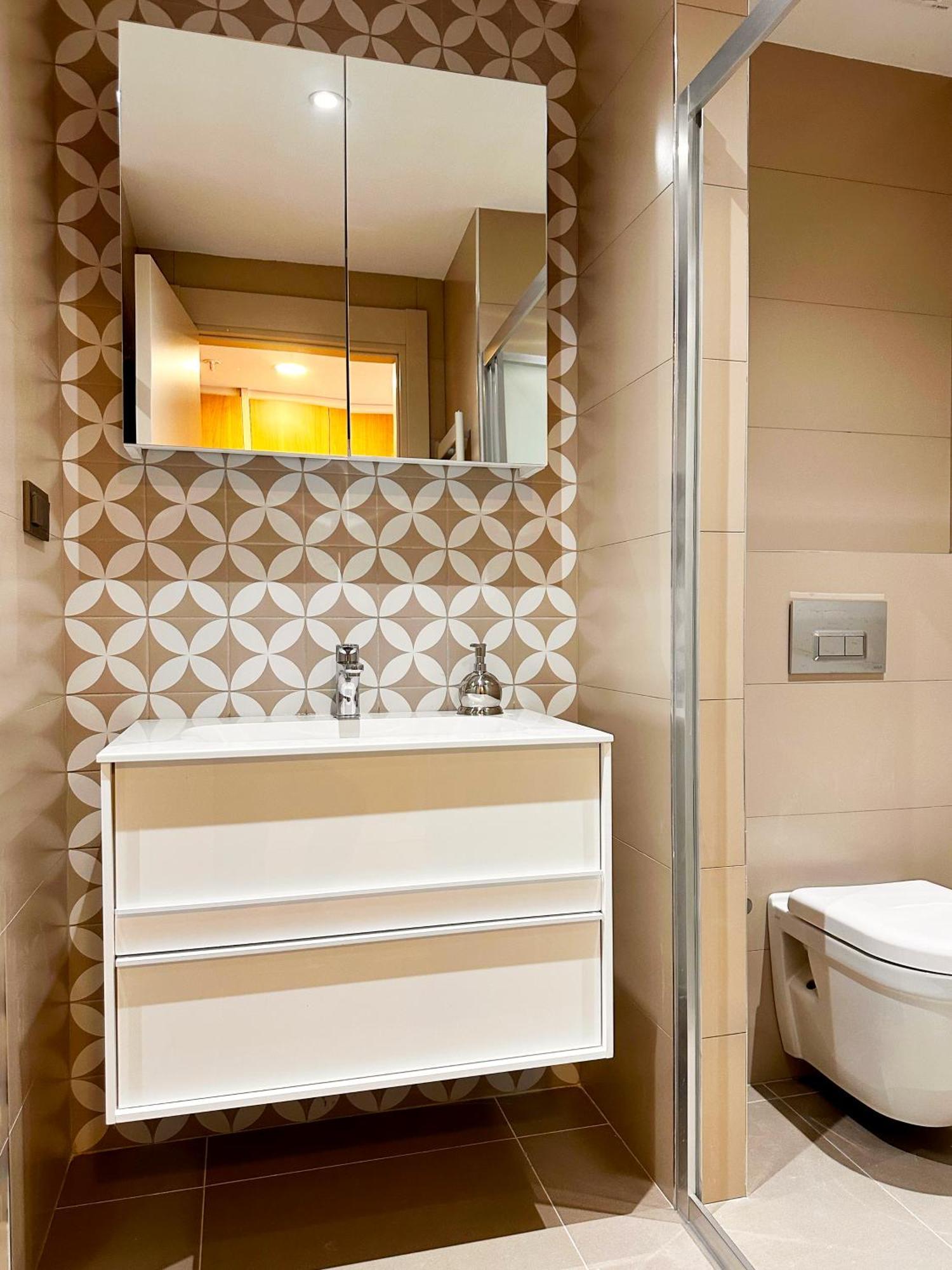 Hotel Frezya - Exclusively Woman Estambul Exterior foto