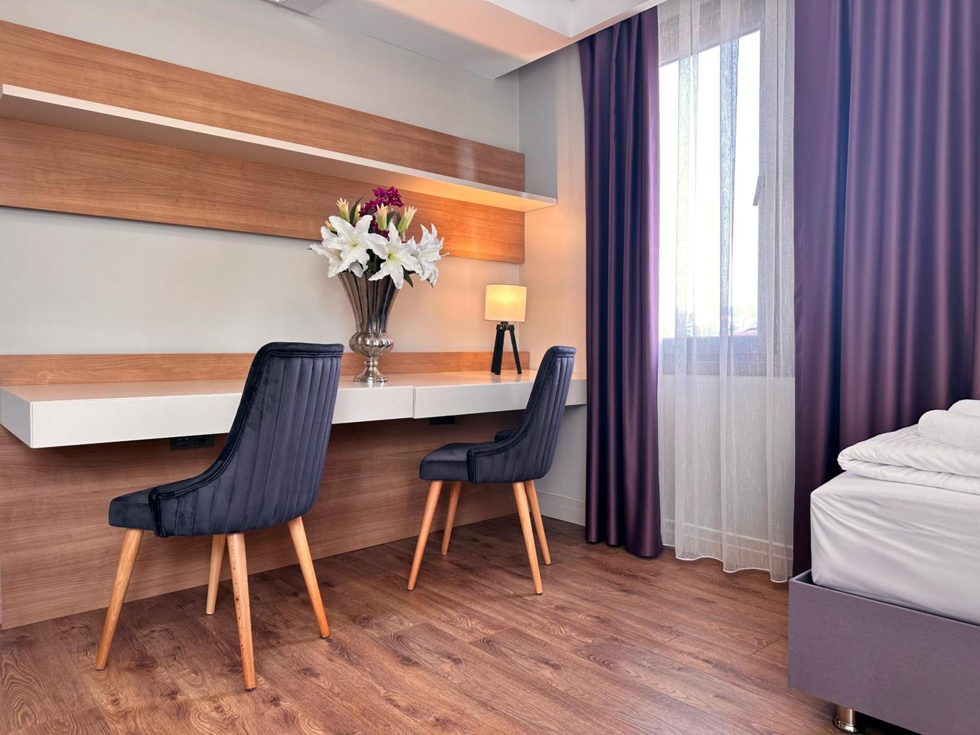 Hotel Frezya - Exclusively Woman Estambul Exterior foto